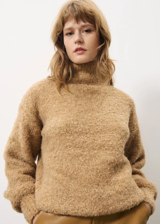 Pull NADINE Camel